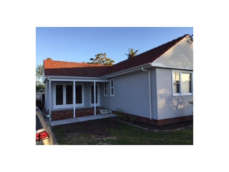 375 Pacific Highway, Belmont NSW 2280