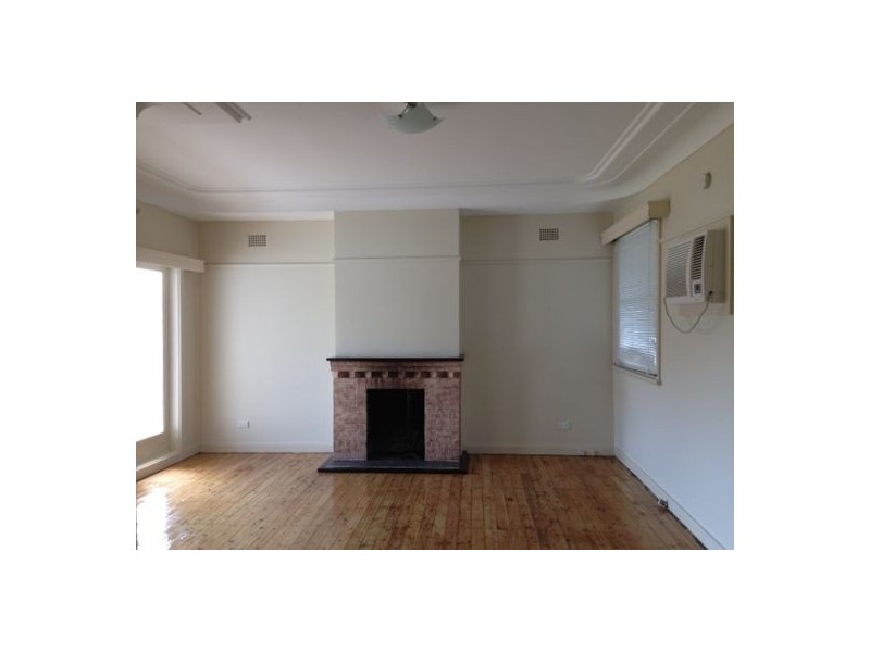 375 Pacific Highway, Belmont NSW 2280