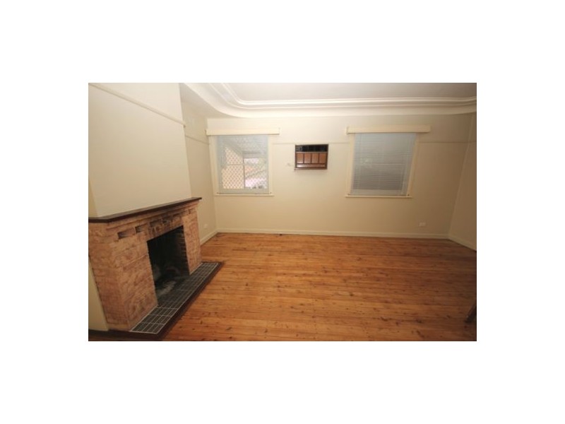 375 Pacific Highway, Belmont NSW 2280