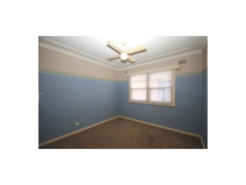 375 Pacific Highway, Belmont NSW 2280