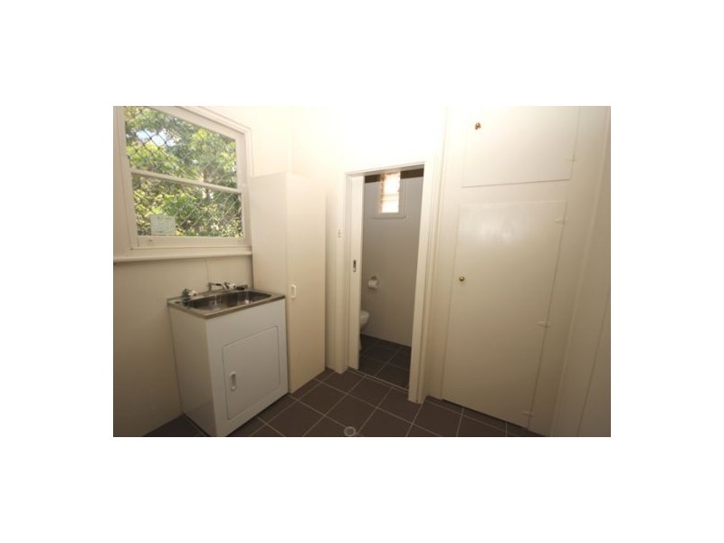 375 Pacific Highway, Belmont NSW 2280