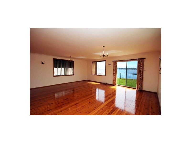 19 Village Bay Close, Marks Point NSW 2280