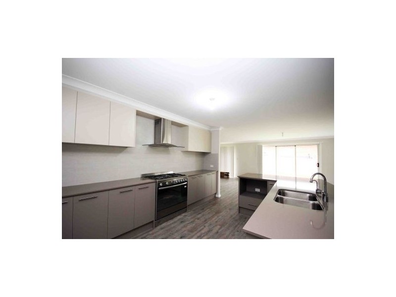 113 Floraville Rd, Floraville NSW 2280