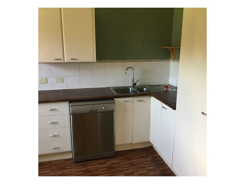 22 Brooks Ave, Cardiff NSW 2285