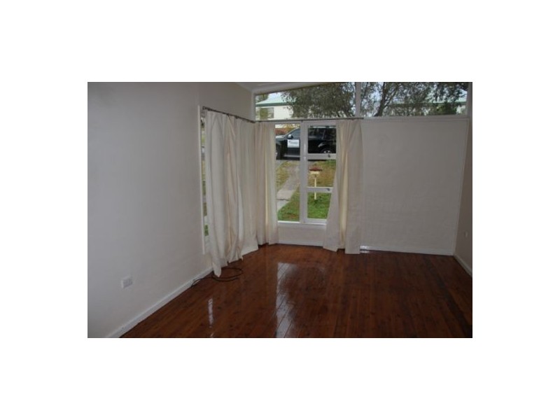 22 Brooks Ave, Cardiff NSW 2285