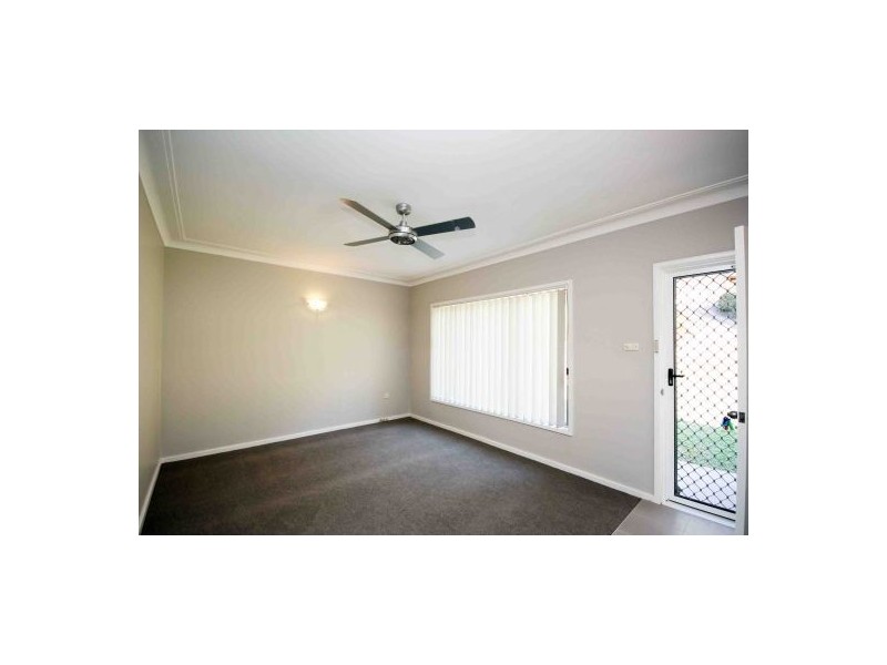 21 Christopher Avenue, Valentine NSW 2280