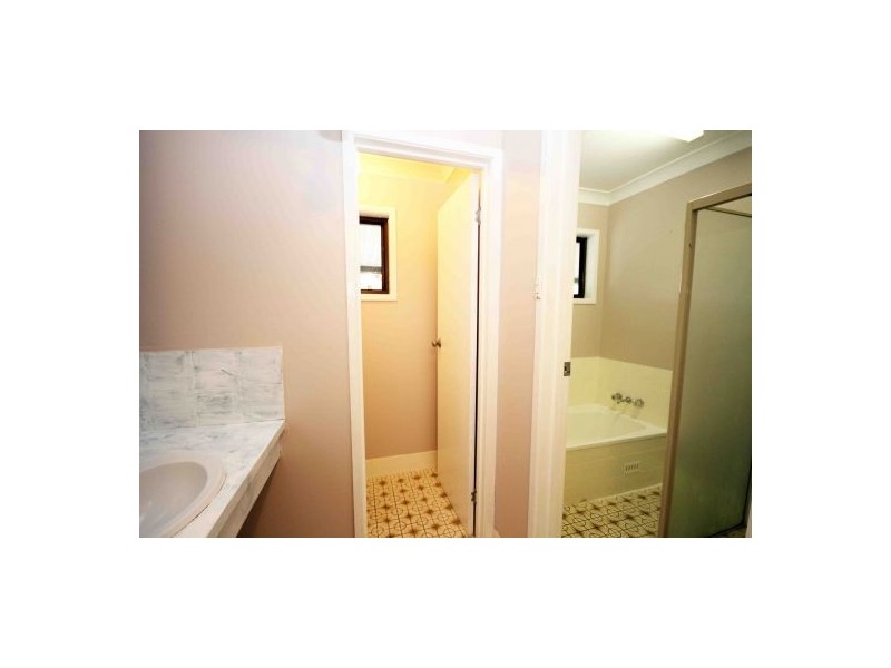 16 Walumbi Avenue, Tingira Heights NSW 2290