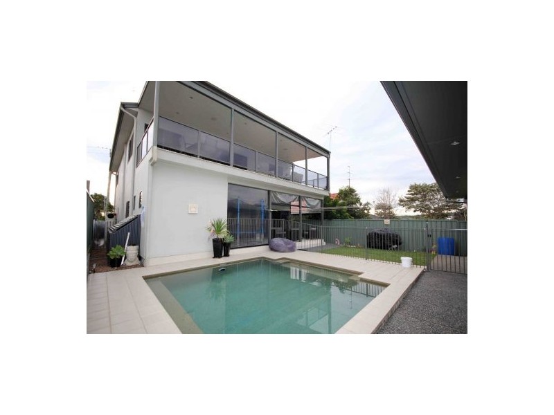 48 Woods Street, Redhead NSW 2290