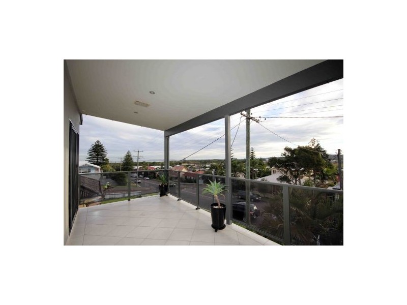 48 Woods Street, Redhead NSW 2290