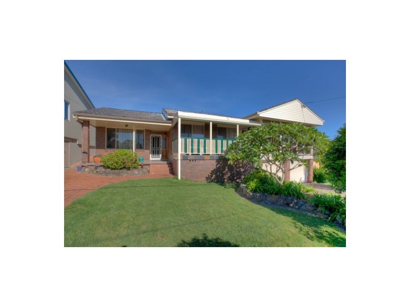 2 Garrawilla Crescent, Dudley NSW 2290