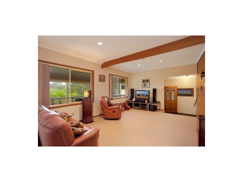 2 Garrawilla Crescent, Dudley NSW 2290