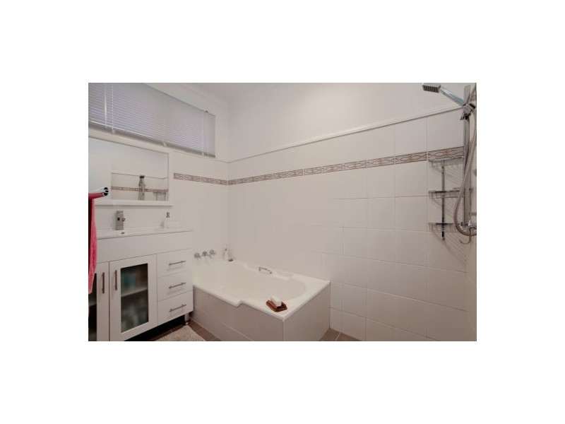 295 Pacific Highway, Highfields NSW 2289