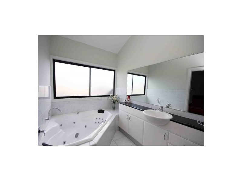 2-86 Railway Street, Cooks Hill NSW 2300