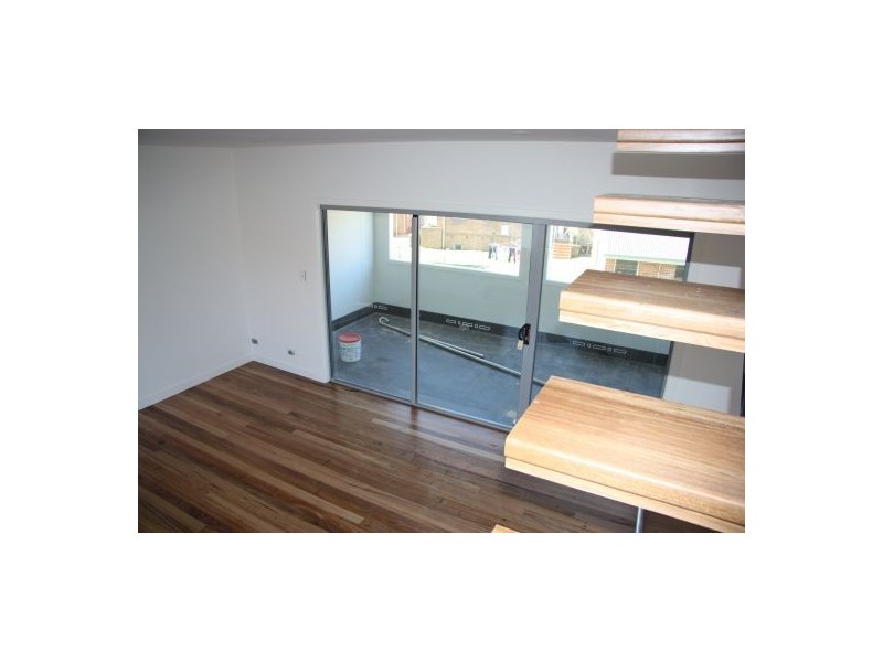 2 171 Corlette Street, The Junction NSW 2291