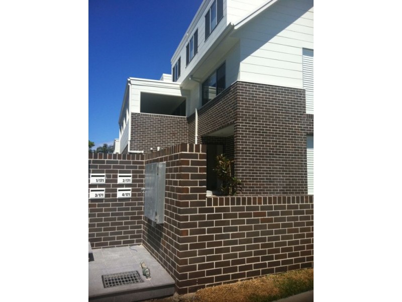 3 171 Corlette Street, The Junction NSW 2291