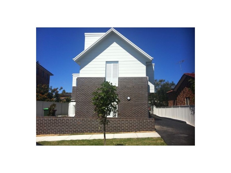 3 171 Corlette Street, The Junction NSW 2291
