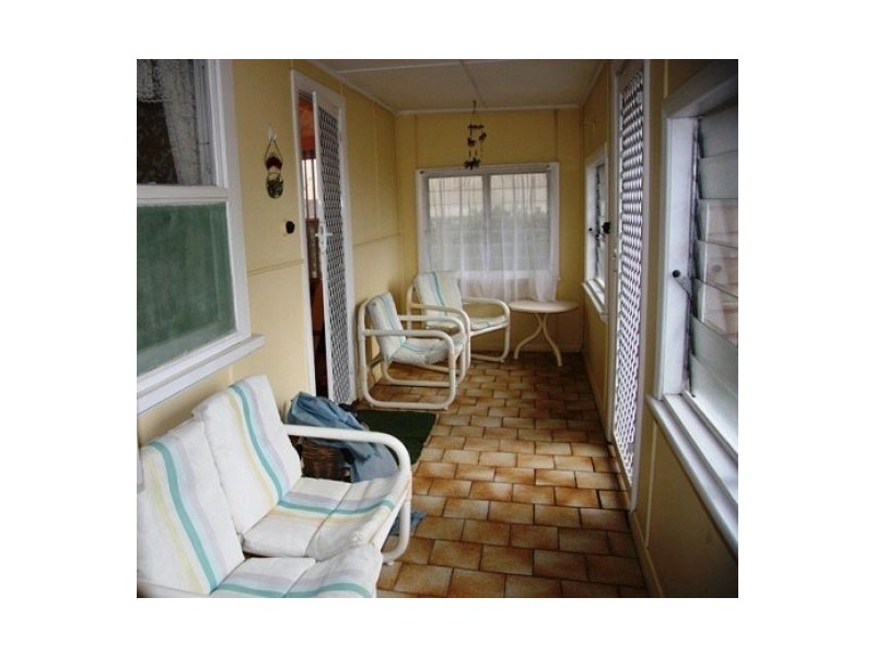 1 Macquarie Street, Belmont NSW 2280