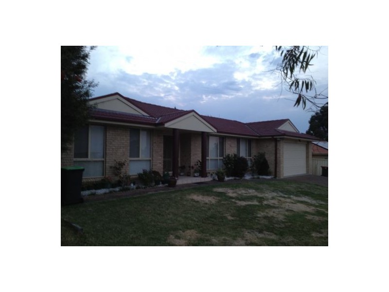 18 Karong Avenue, Maryland NSW 2287
