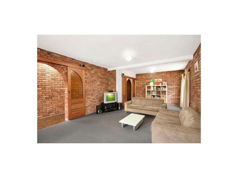 10 Aldunga Street, Blacksmiths NSW 2281