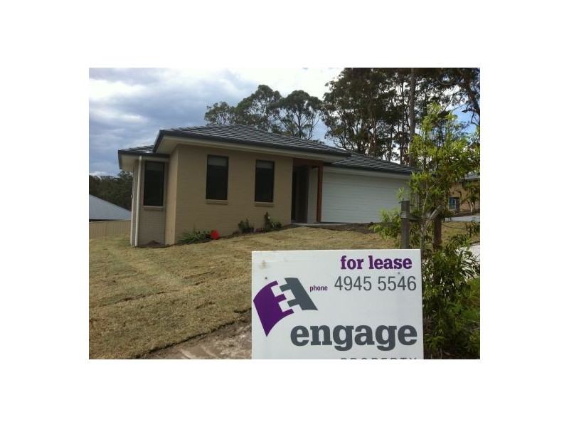 5 Furness Place, Cameron Park NSW 2285