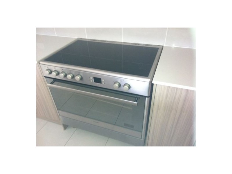 5 Furness Place, Cameron Park NSW 2285