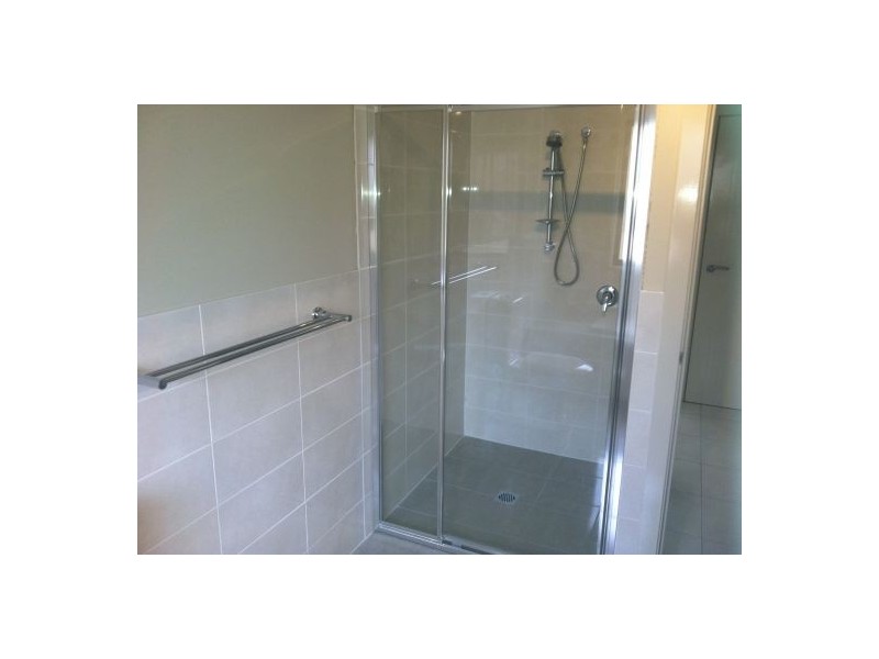 5 Furness Place, Cameron Park NSW 2285