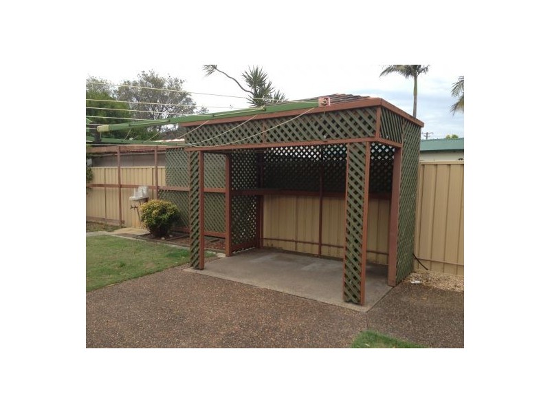 8 Ellen Street, Belmont South NSW 2280