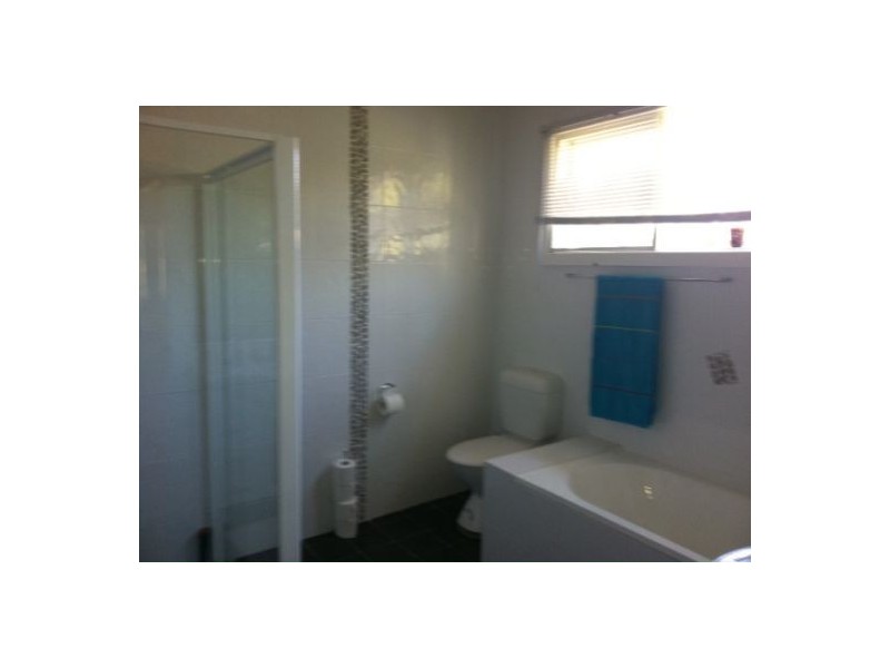 39 Floraville Road, Belmont North NSW 2280