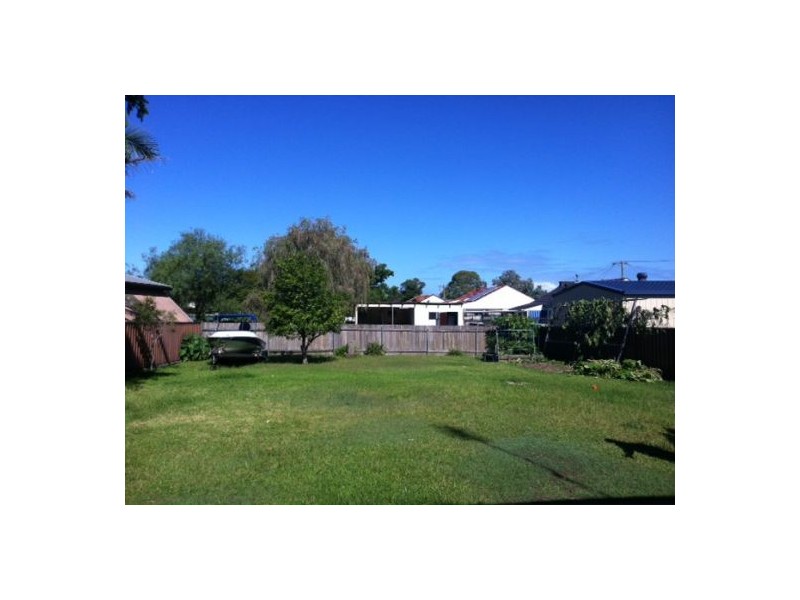 39 Floraville Road, Belmont North NSW 2280