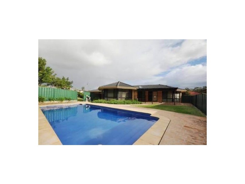 9 Churnwood Drive, Fletcher NSW 2287