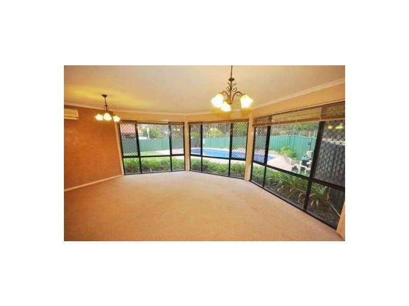 9 Churnwood Drive, Fletcher NSW 2287