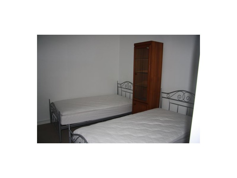 16 635-637 Pacific Highway, Belmont NSW 2280