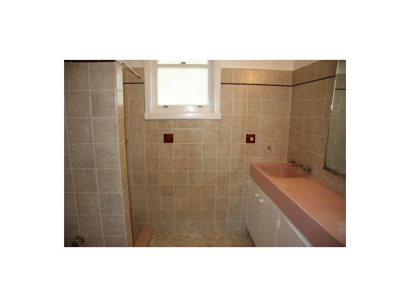 76 Ross Street, Belmont NSW 2280