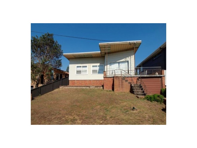 9 Ebsworth Street, Redhead NSW 2290