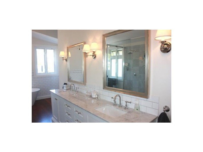 10 Ella Street, Merewether NSW 2291