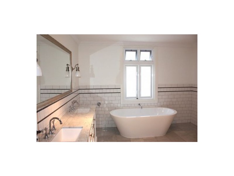 10 Ella Street, Merewether NSW 2291