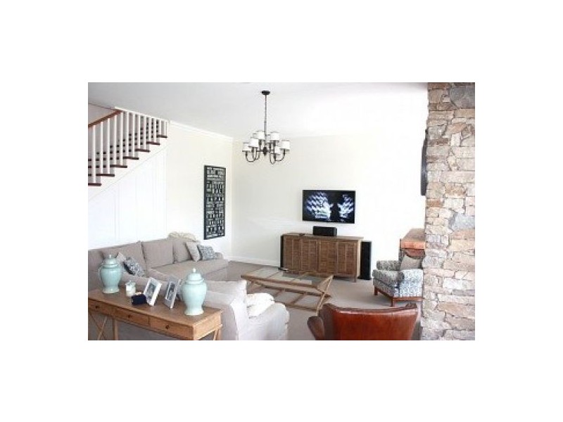 10 Ella Street, Merewether NSW 2291