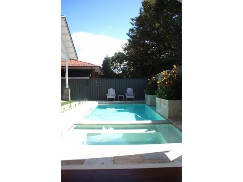 10 Ella Street, Merewether NSW 2291