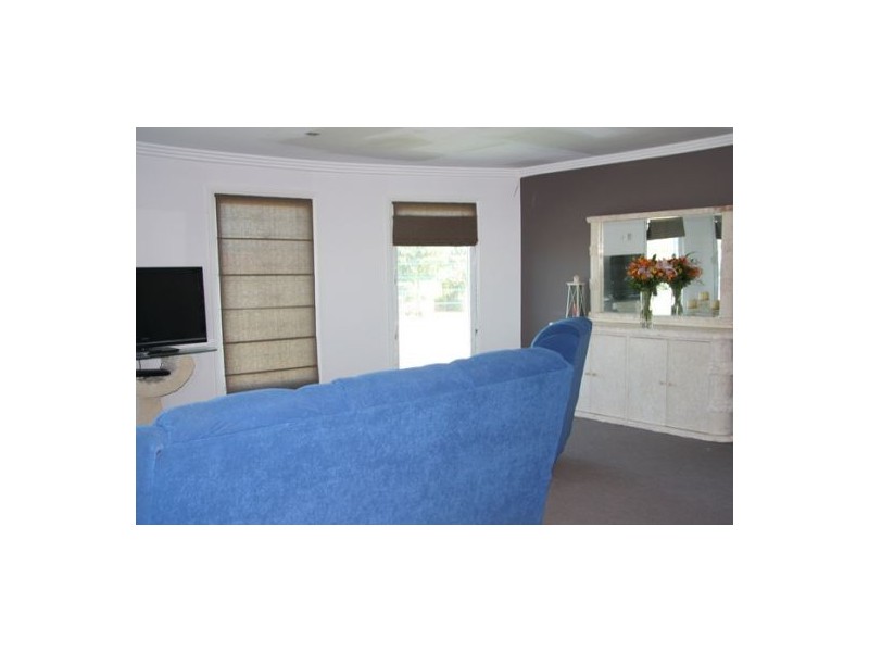 101 Marks Point Road, Marks Point NSW 2280