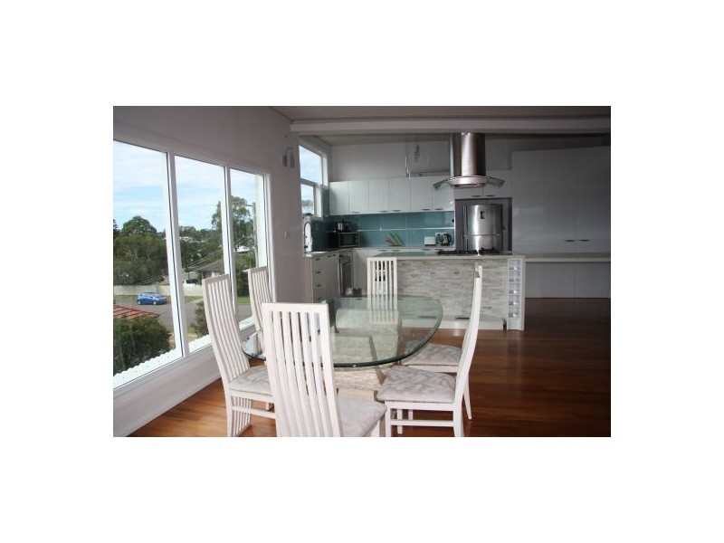 101 Marks Point Road, Marks Point NSW 2280