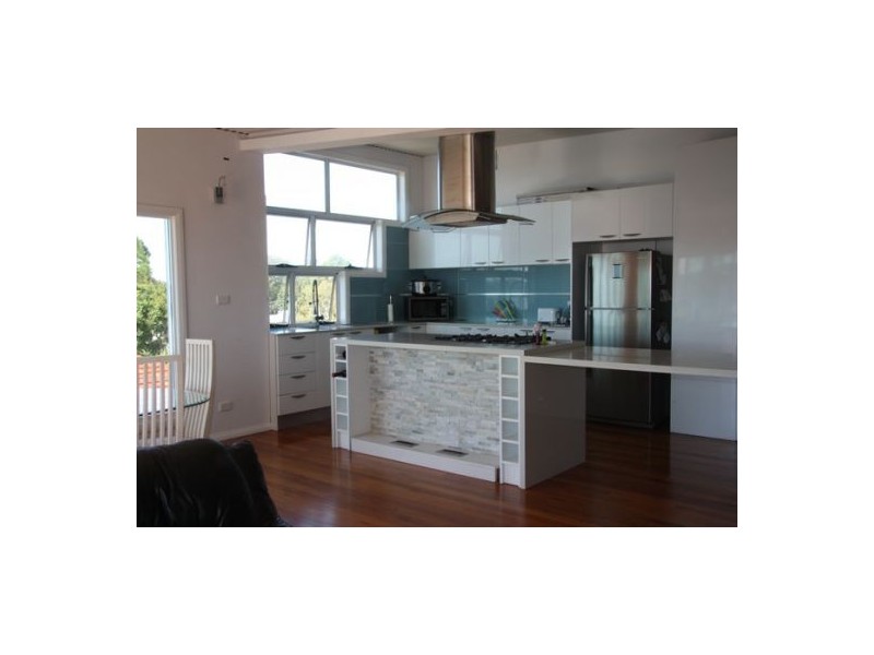 101 Marks Point Road, Marks Point NSW 2280