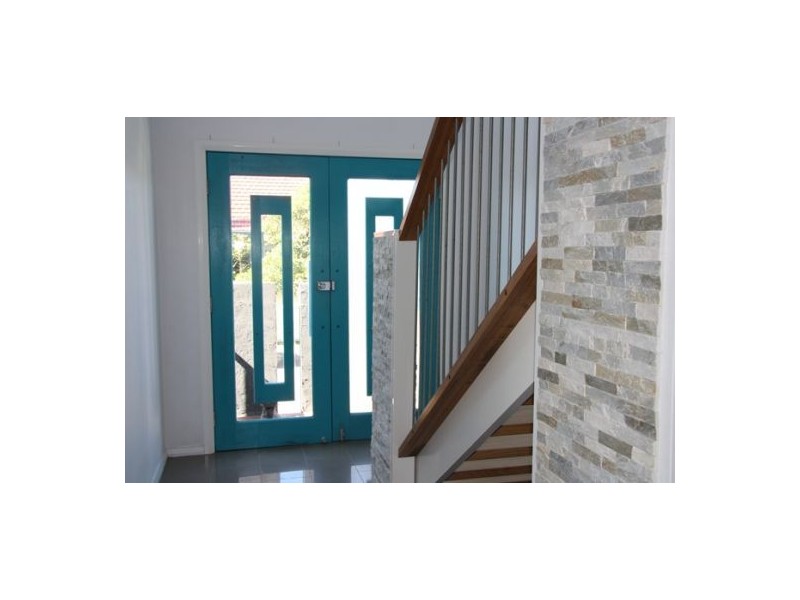 101 Marks Point Road, Marks Point NSW 2280