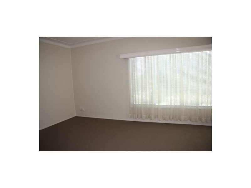 28 Ashley Street, Marks Point NSW 2280