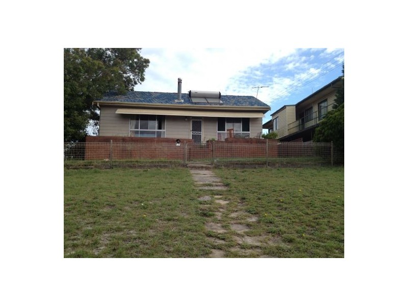 21 Harry Street, Belmont South NSW 2280