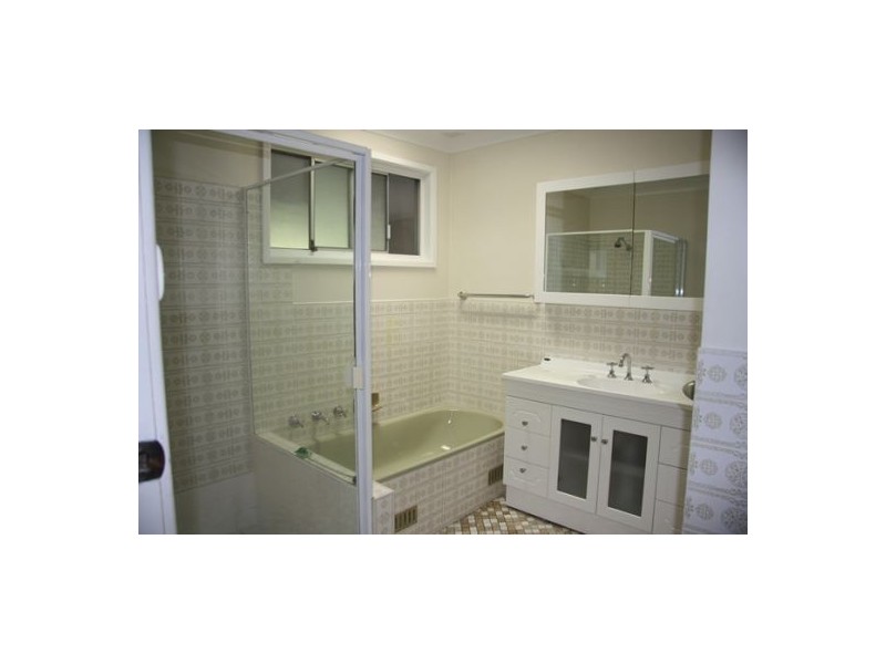 41 Amsdale Avenue, Macquarie Hills NSW 2285