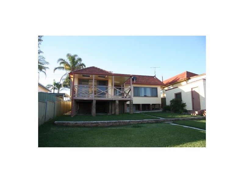 25 Dudley Road, Charlestown NSW 2290