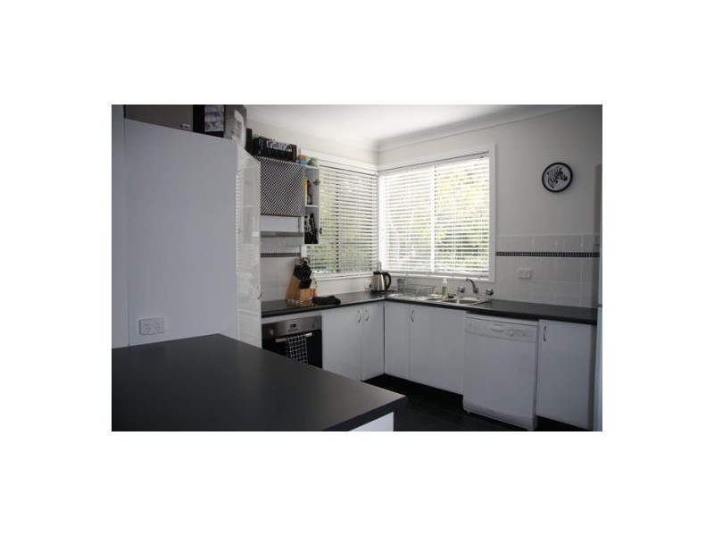 49 Lewers Street, Belmont NSW 2280