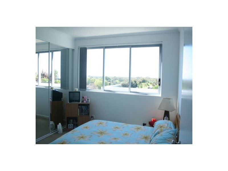 18/635 Pacific Highway, Belmont NSW 2280