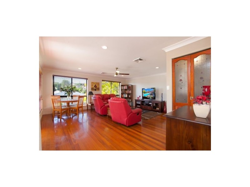 32 Frederick Street, Dudley NSW 2290