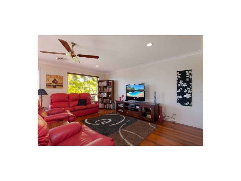 32 Frederick Street, Dudley NSW 2290